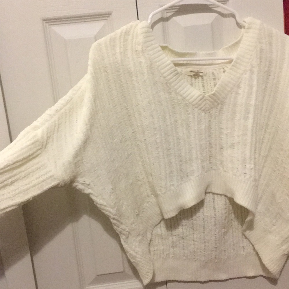Urban outfitters Cropped white sweater